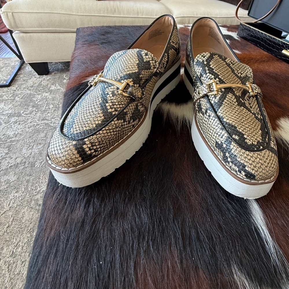 SHOE DAZZLE  SNAKE SKIN STEENA WEDGE LOAFER - SZ 10/41 - Picture 6 of 7